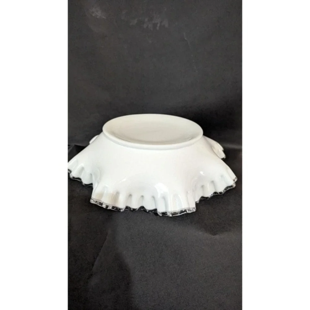Fenton silver crest